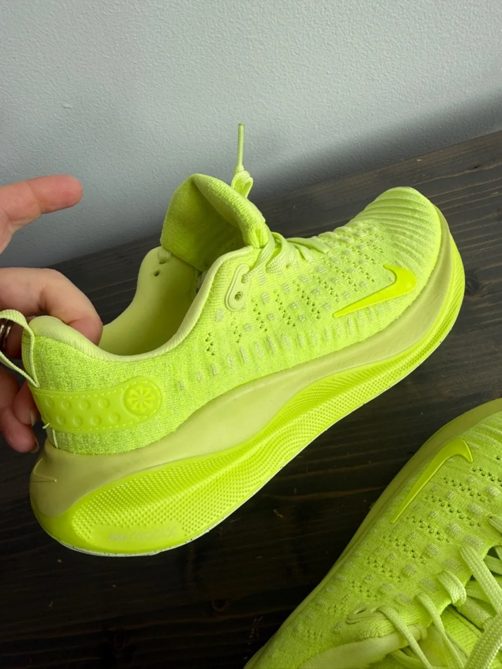 Women's Nike ReactX Infinity Run Flyknit 4 _size 8 - Picture 6 of 16